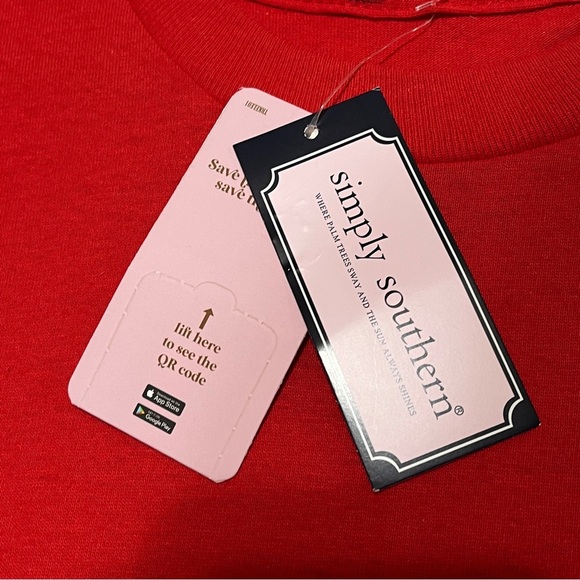 SIMPLY SOUTHERN Conserve & Protect Elephant Christmas Long Sleeve Red Tshirt Med - Picture 6 of 10